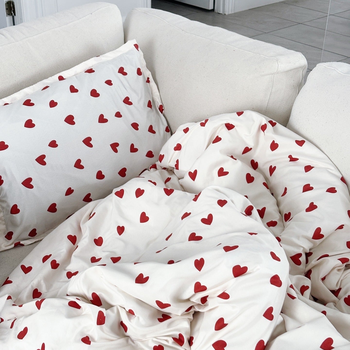 Love Heart Bedding Set (Queen)