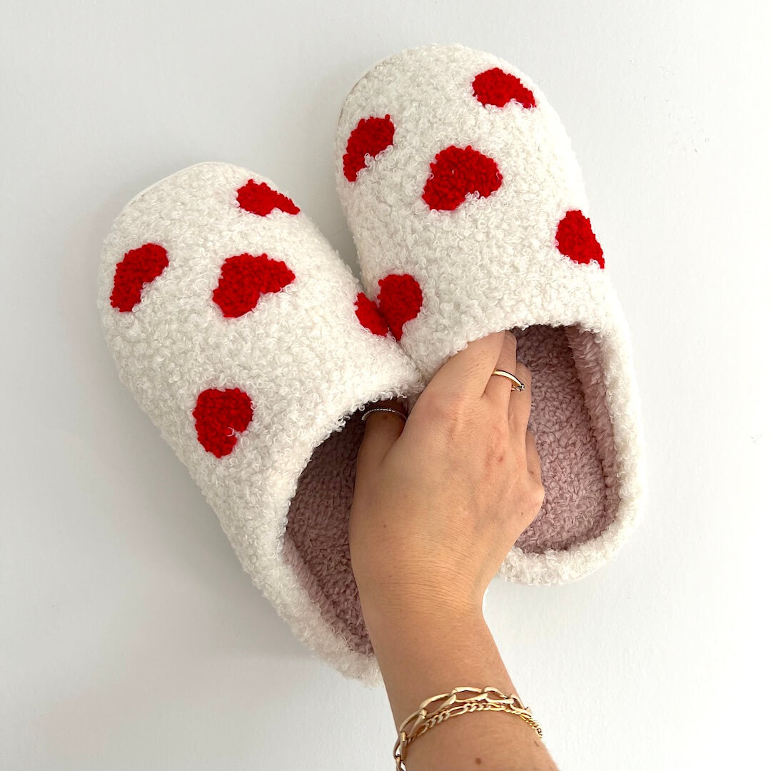 nordic_peace_lovers_plush_hearts_slippers_women_warm_cozy_shoes_slides
