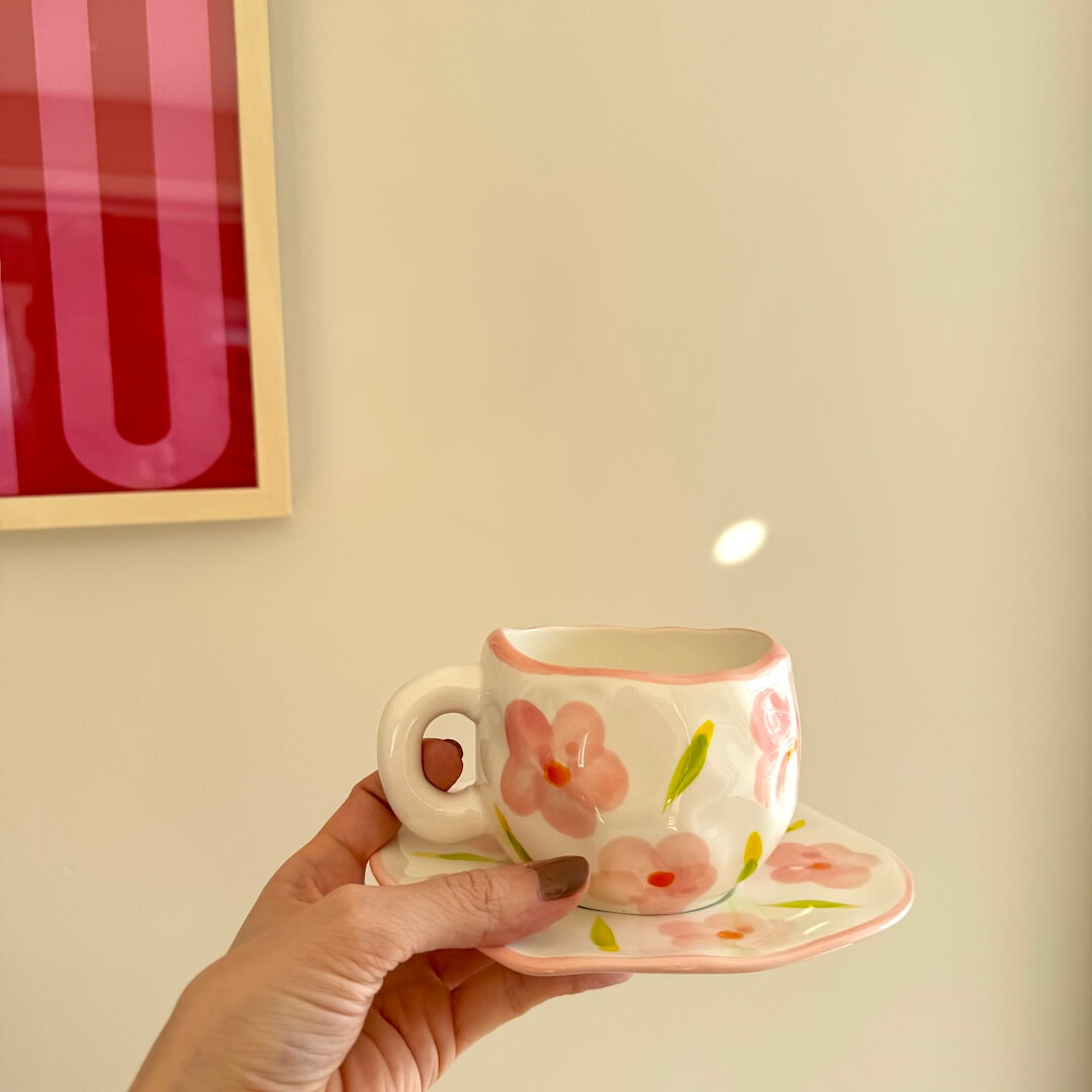 Flora Vintage Tea Cups Set