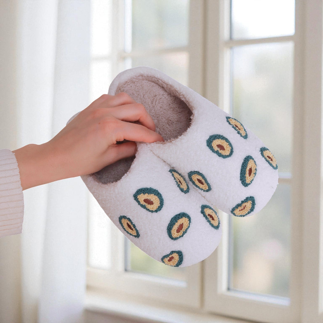 slip-on indoor slippers in soft sherpa texture