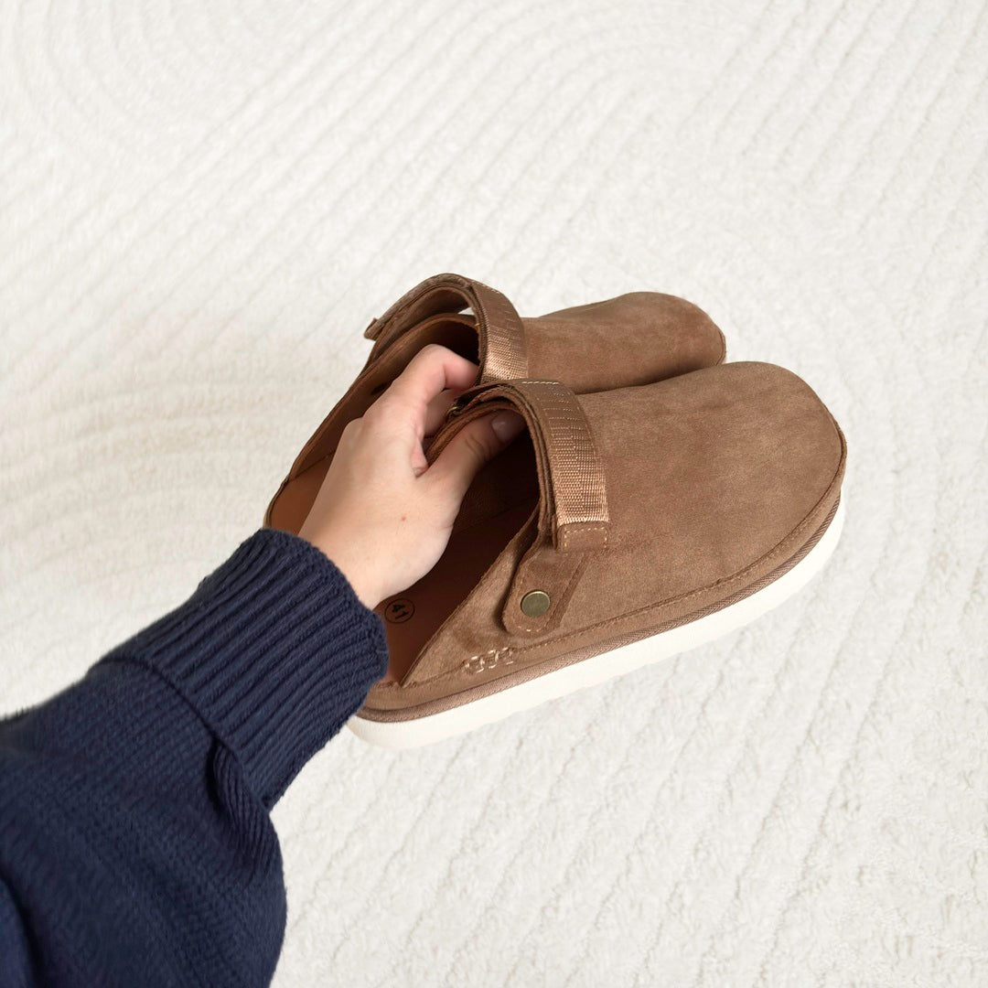 Comfortable slip-on platform clogs in neutral earth tones