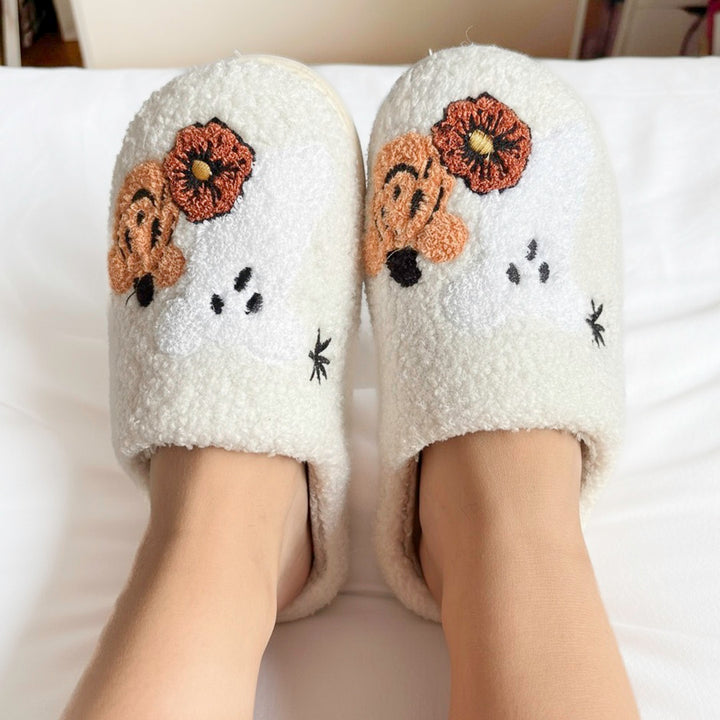 Women’s slip-on indoor slippers with soft plush texture