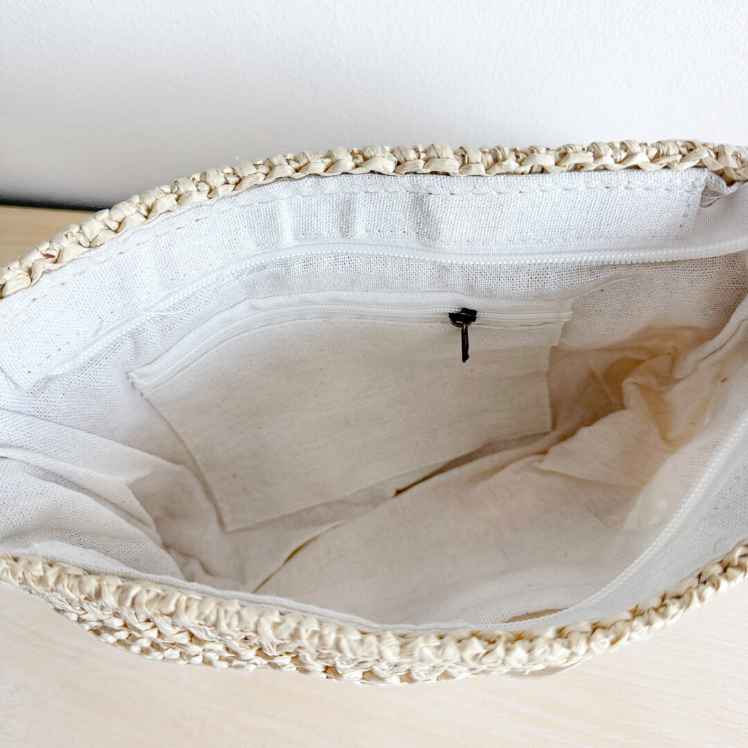 Casual woven bag with adjustable shoulder strap