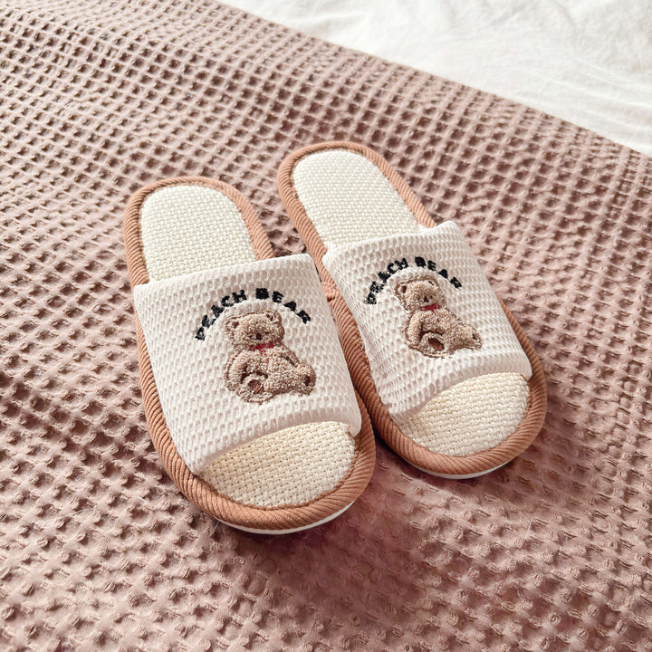 Women’s cozy embroidered slippers with bear detail