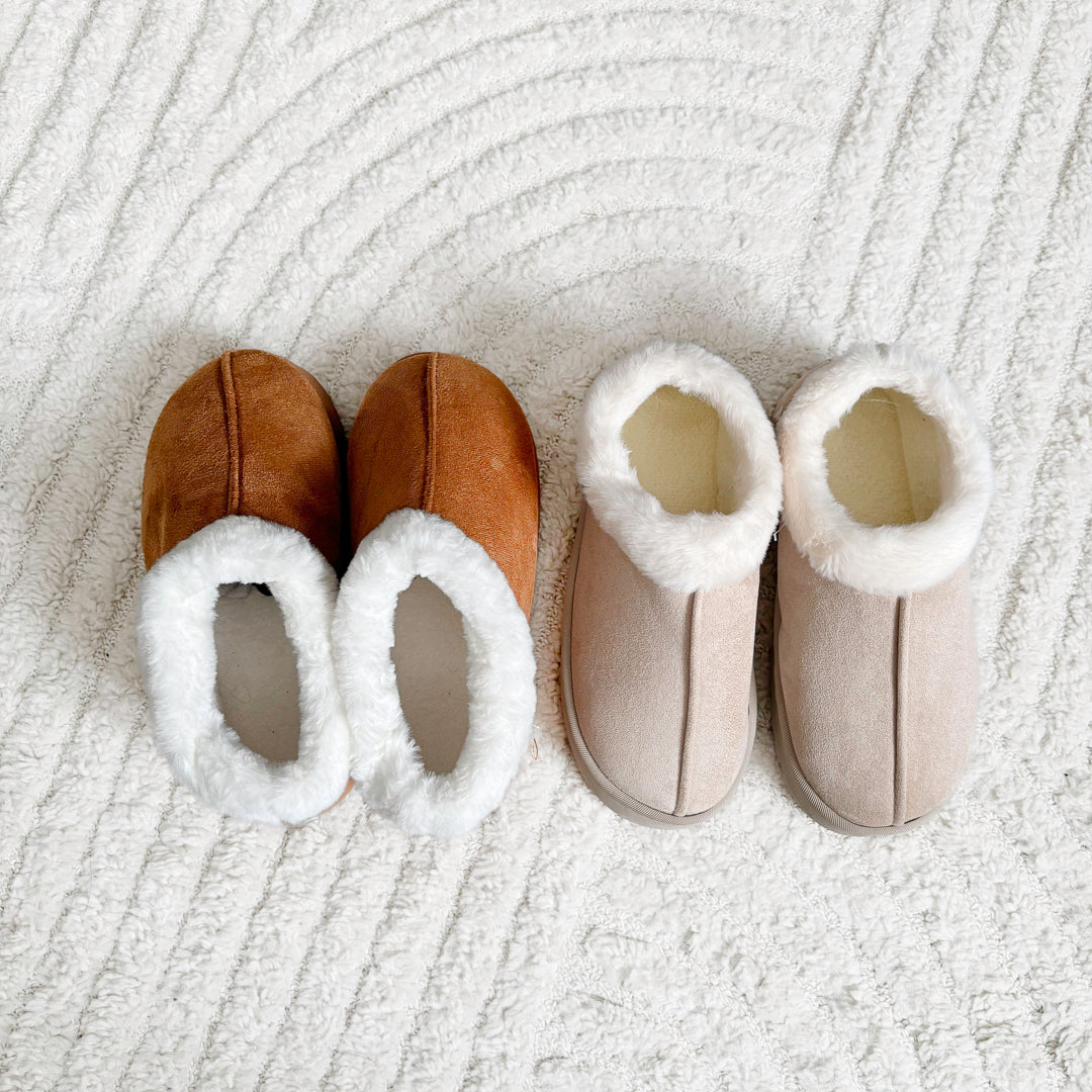 Warm slip on boots with fluffy lining