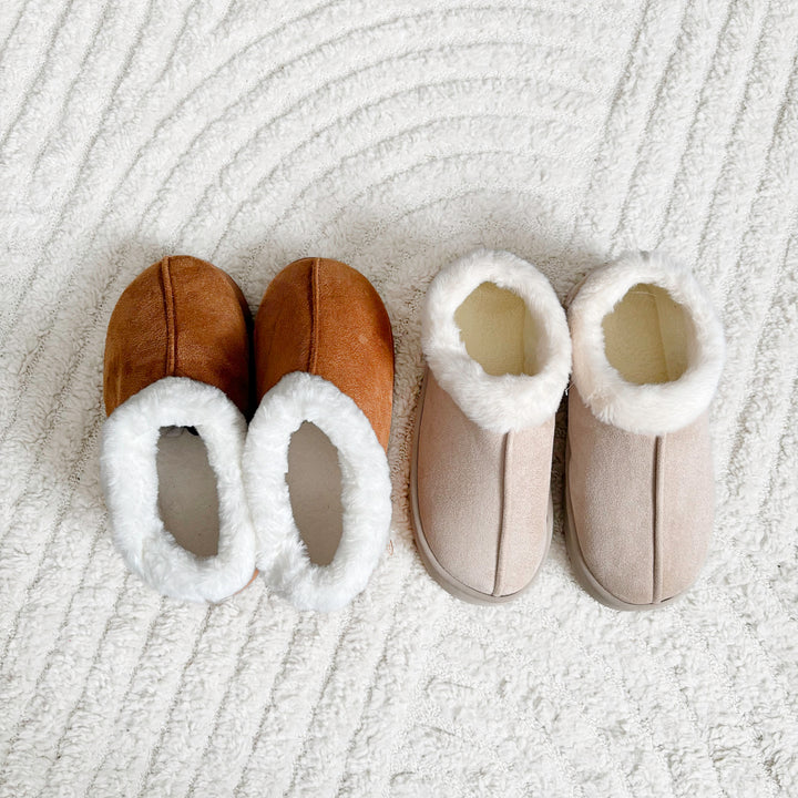 Warm slip on boots with fluffy lining