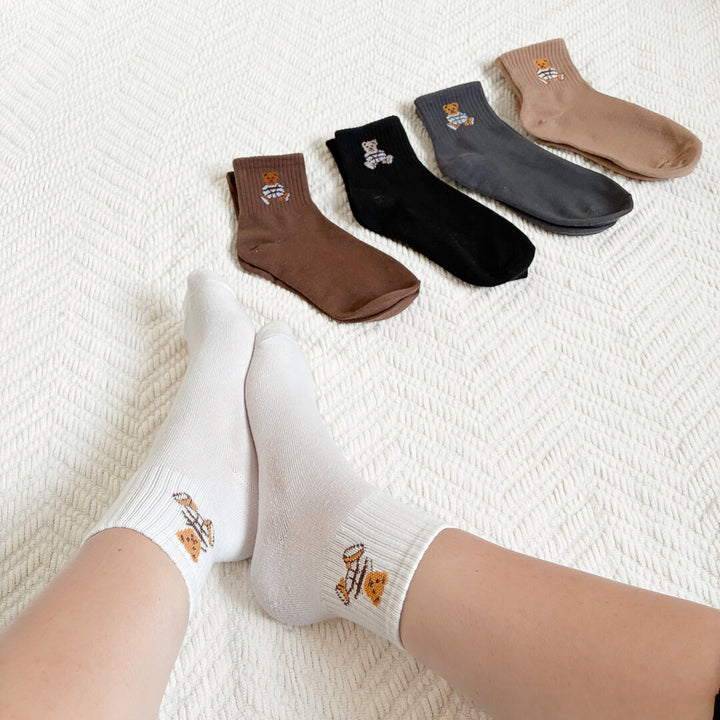 Women's teddy bear embroidered socks