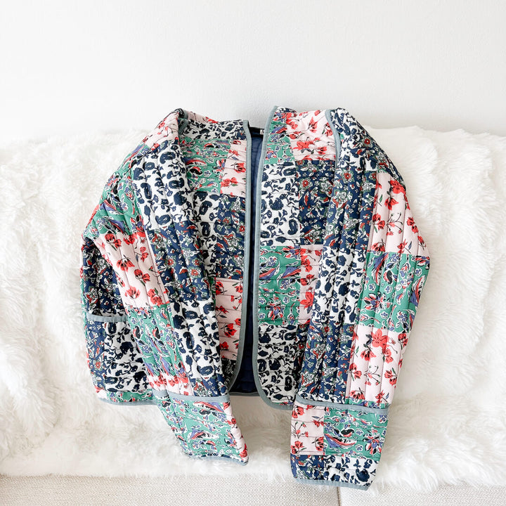 Patchwork quilted jacket with long sleeves