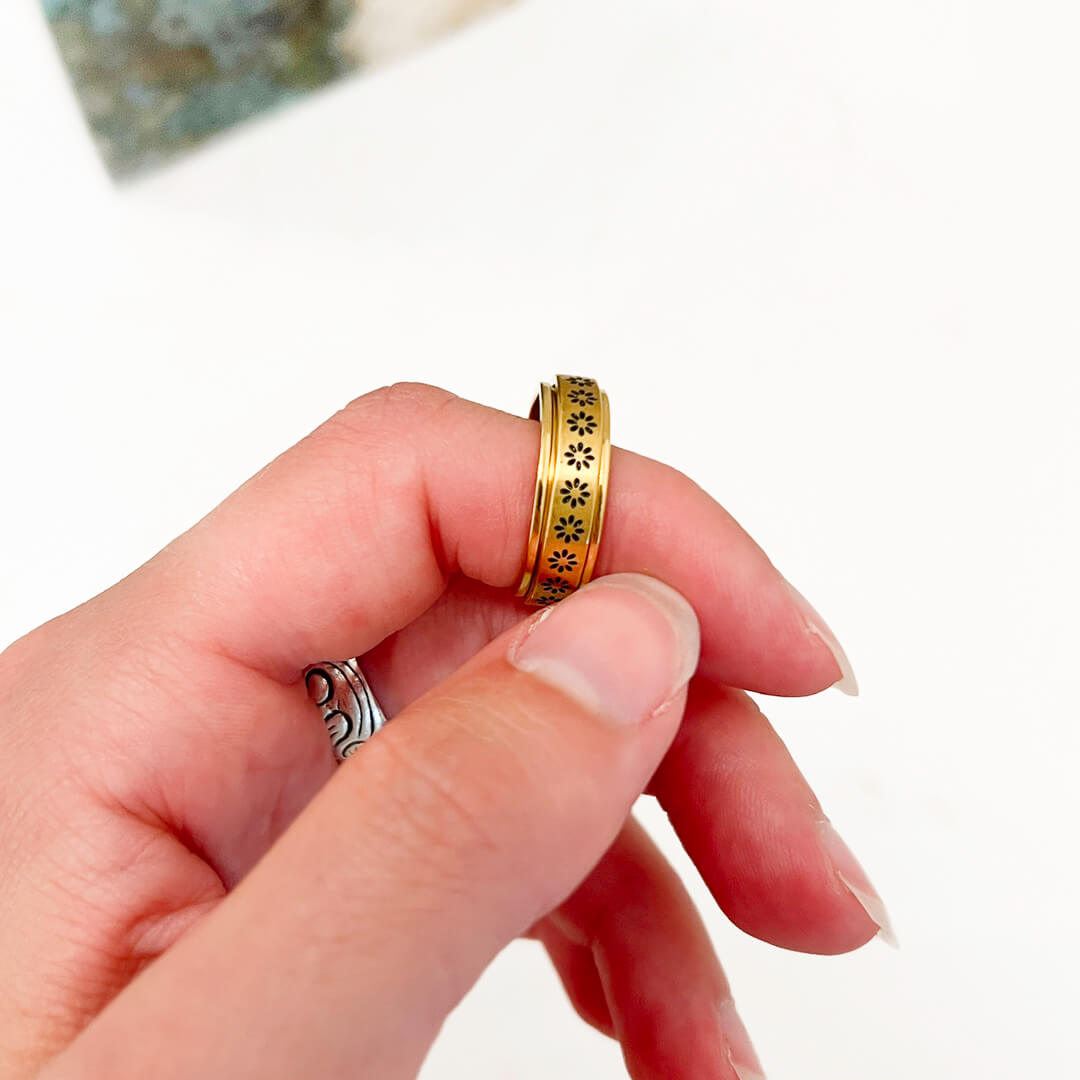 Floral Spinner Ring