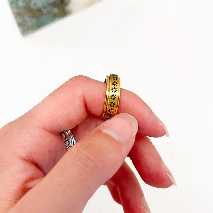 Floral Spinner Ring