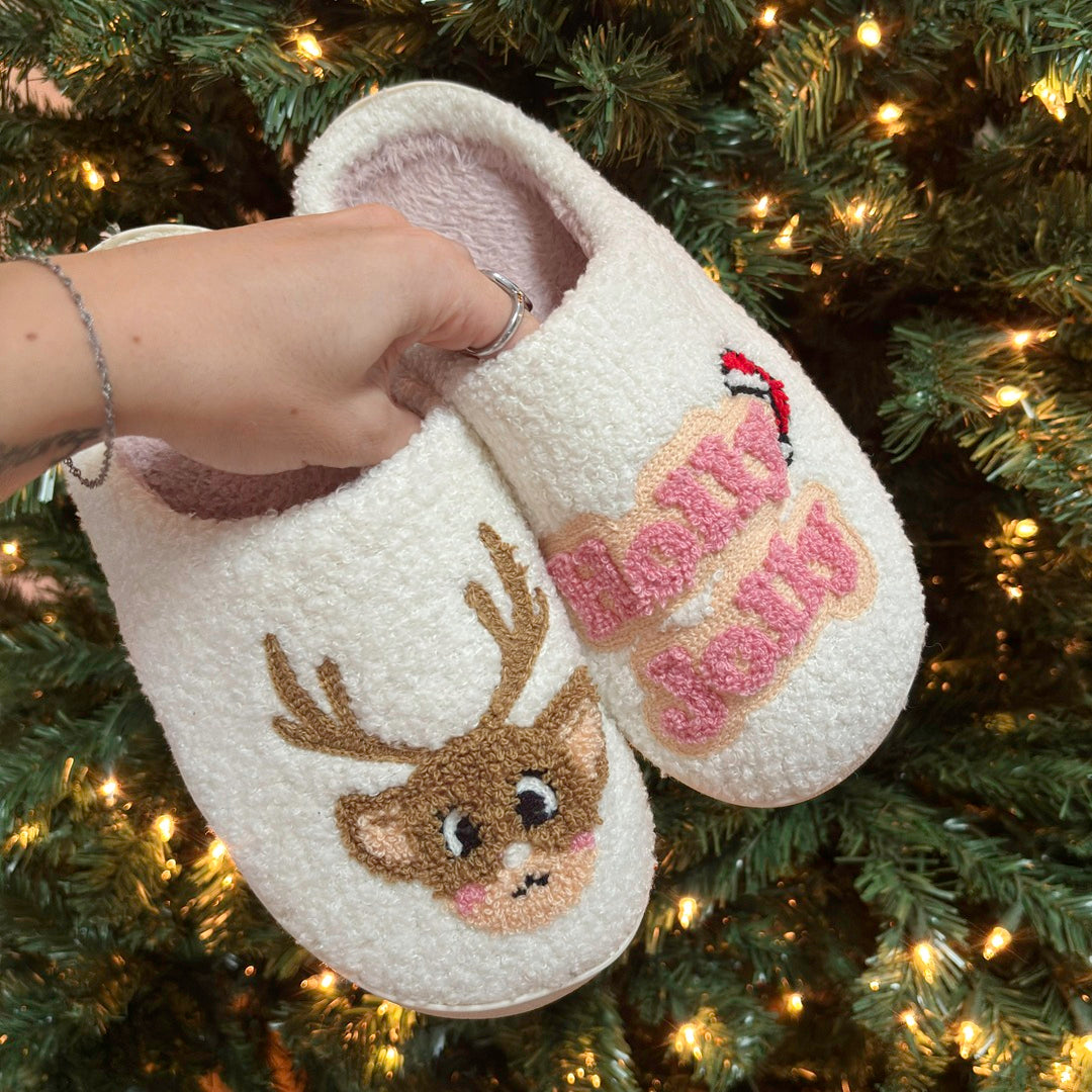 Women’s Christmas slippers with Holly Jolly design