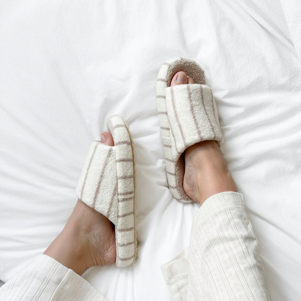 Plush striped indoor slippers with cushioned sole for women