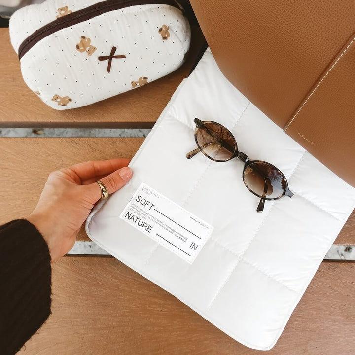 Compact puffer sleeve for tablet or laptop with durable padding