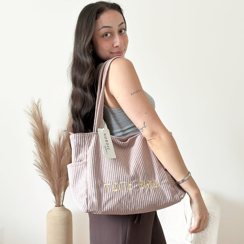 Soft ribbed tote bag with side pockets