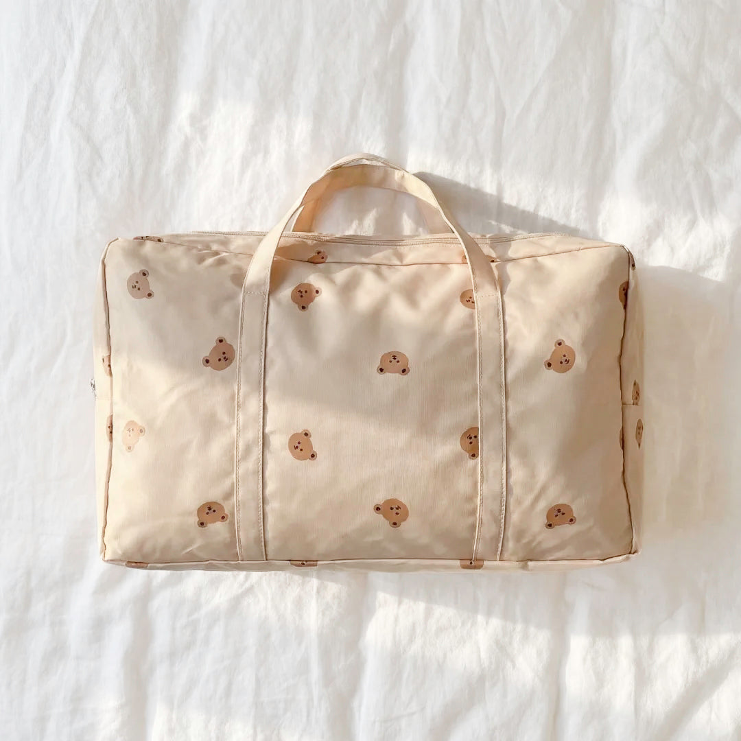 Bear print weekender bag with lightweight design and wide opening
