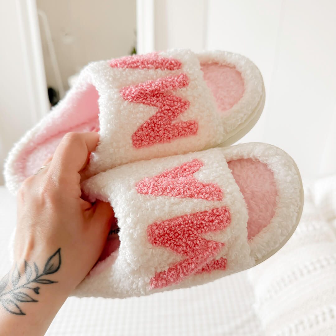 Pink and white MAMA slippers gift