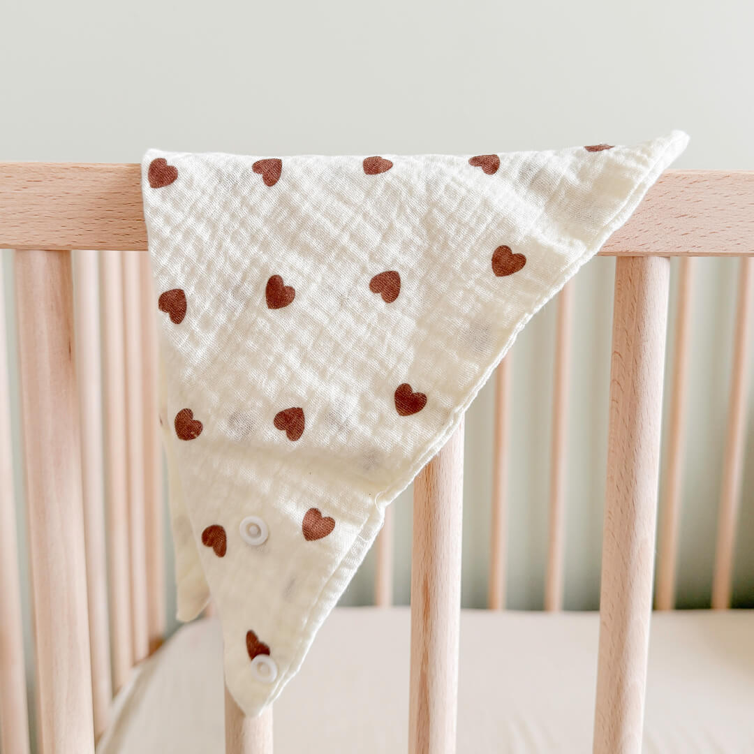 Cotton muslin baby bibs for newborn feeding and teething