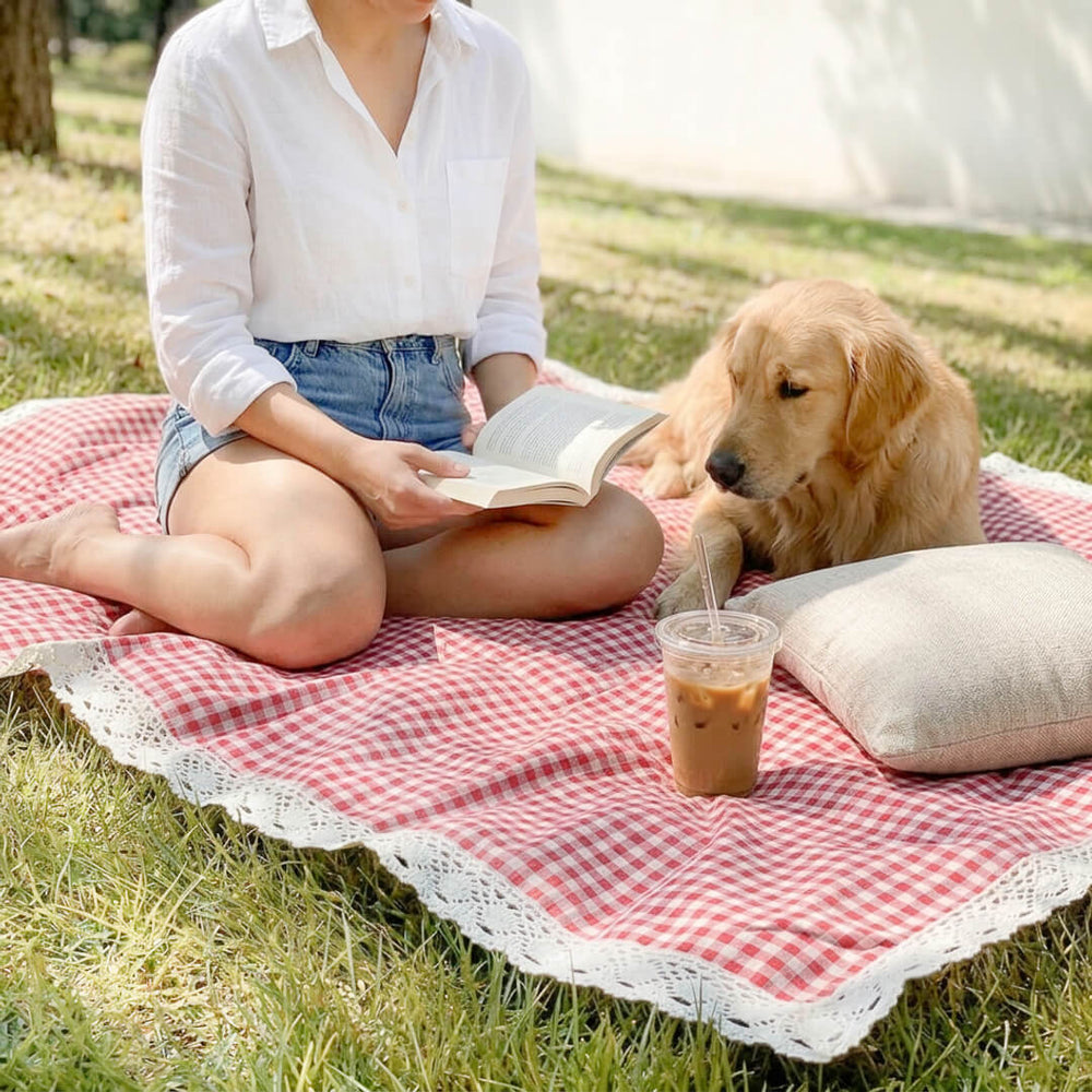Soft cotton gingham outdoor blanket