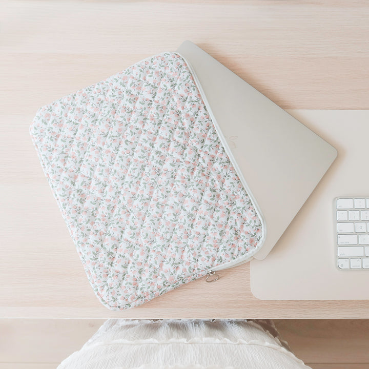 Pink flower print laptop sleeve set with zip closures