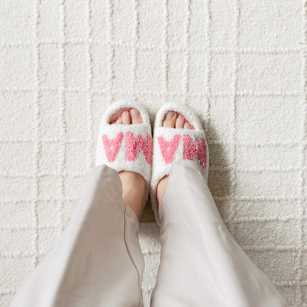 Cozy indoor MAMA slides