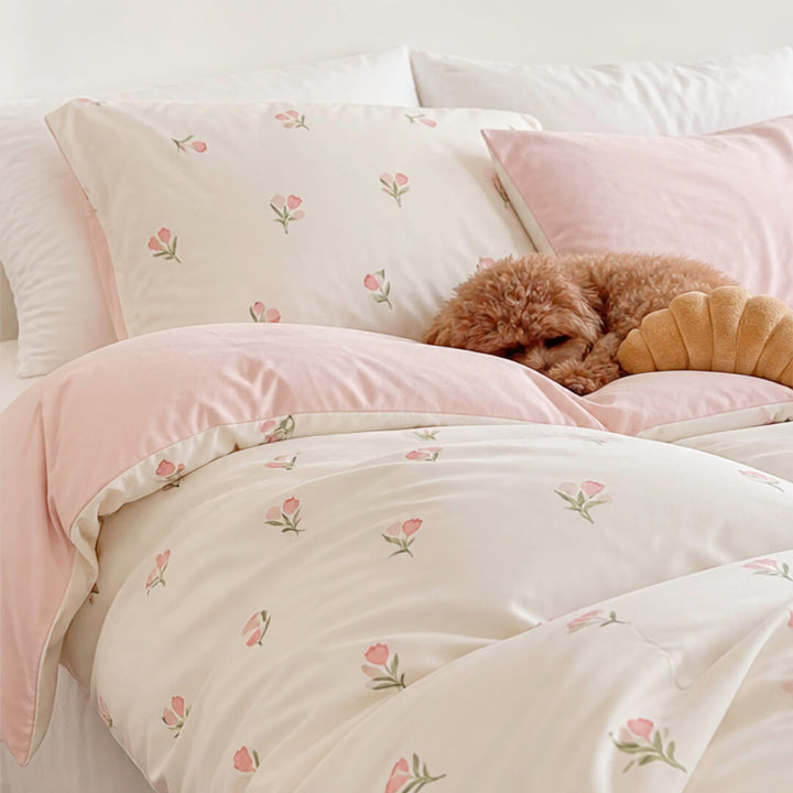 duvet cover and pillowcase set with dainty tulip design