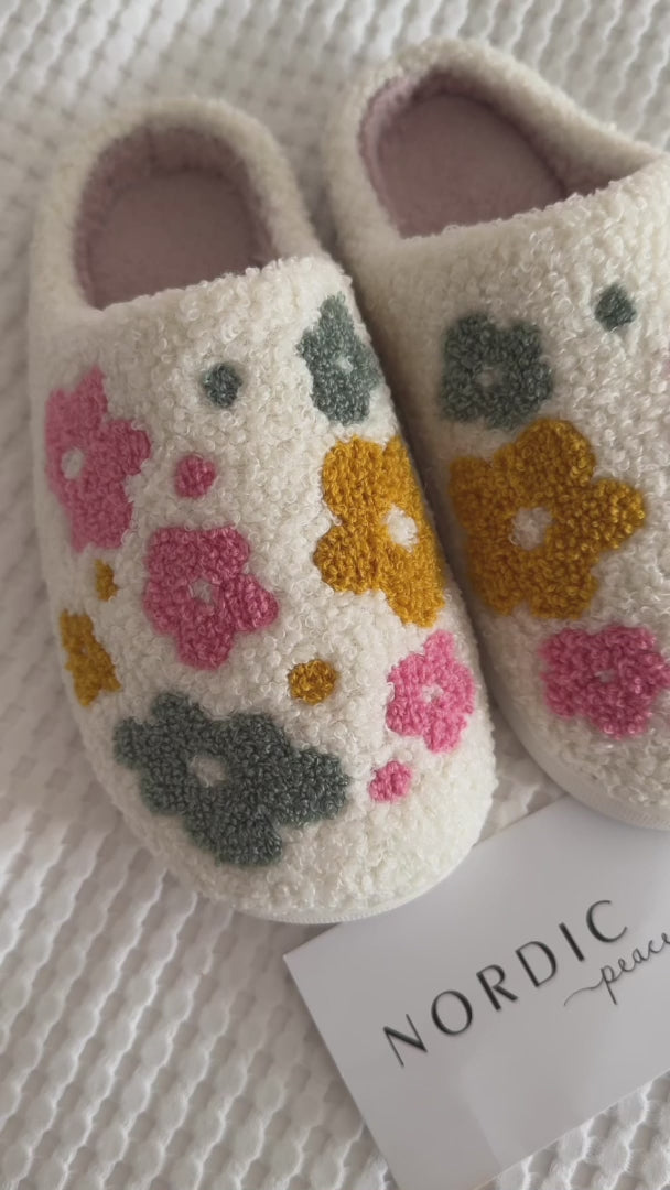 Livia Flower Slippers
