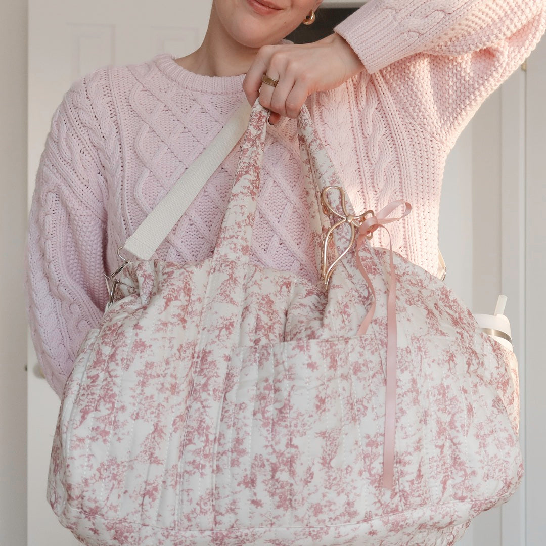 Everyday puffer tote bag worn over shoulder