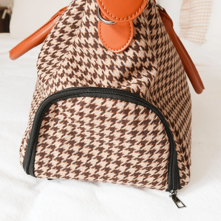 houndstooth overnight bag with shoulder strap