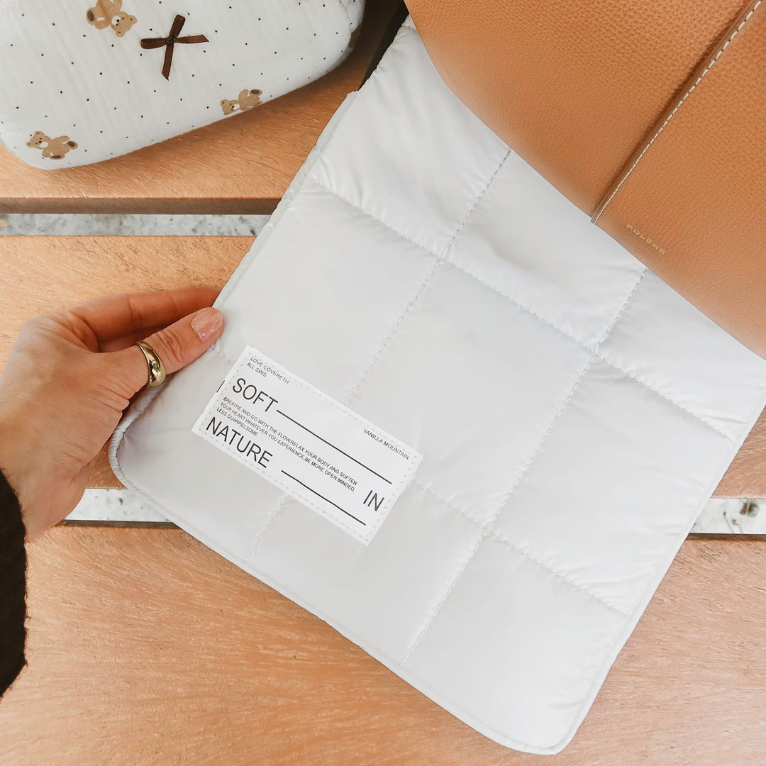 White quilted puffer iPad sleeve