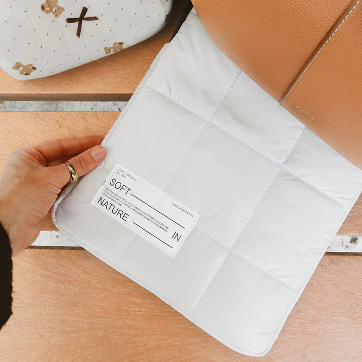 White quilted puffer iPad sleeve