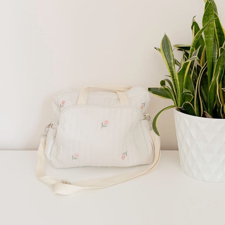 Baby changing tote bag in quilted fabric