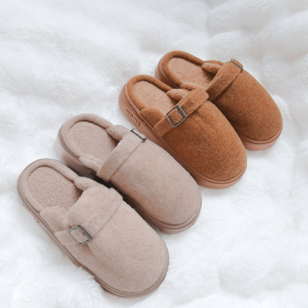 Soft fuzzy slippers with buckle strap