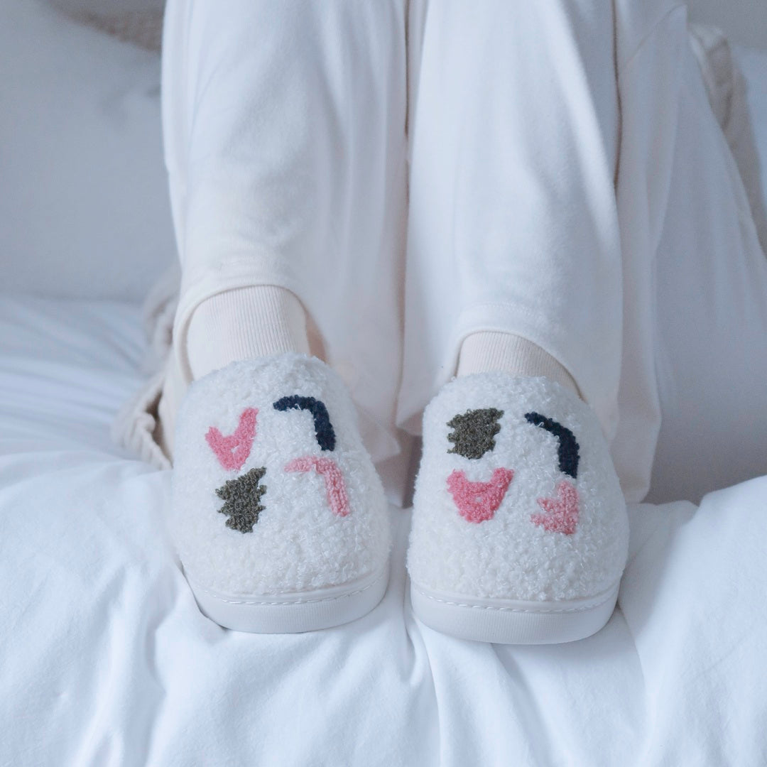 Soft winter slippers for women with Falalala embroidery and tree motif