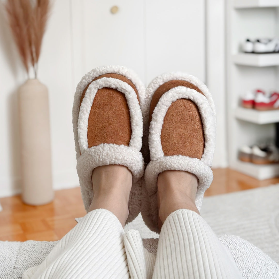 Cozy women's house slippers with plush interior