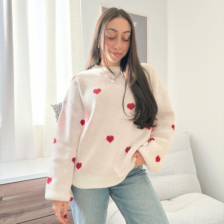 Soft oversized sweater with heart pattern for everyday wear