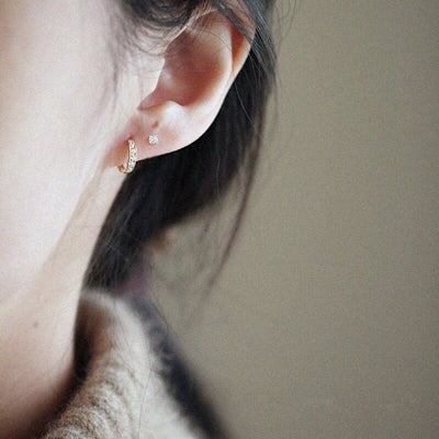 Lili Minimalist Earrings