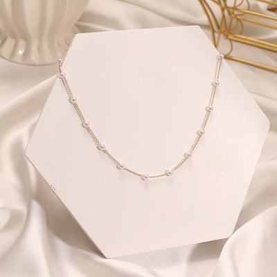 Alva Pearled Gold Necklace